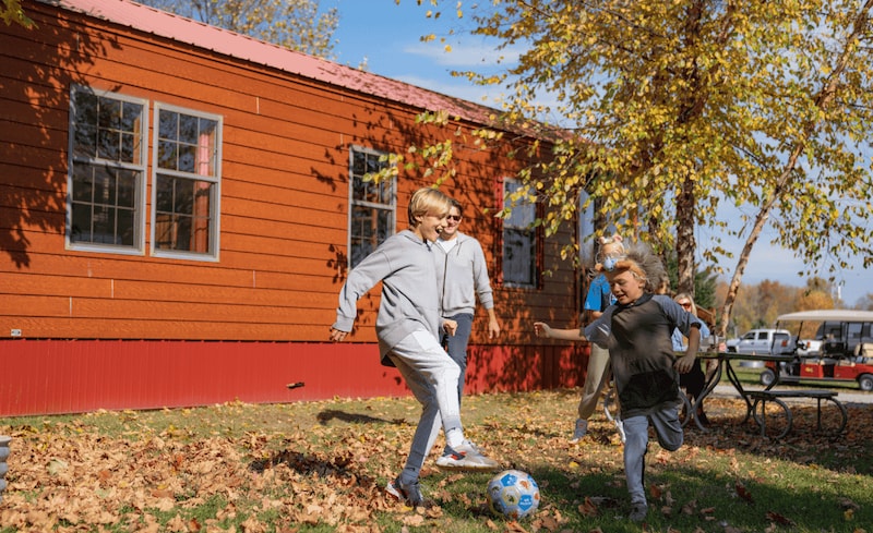 Yogi Bear™ Cottage-4